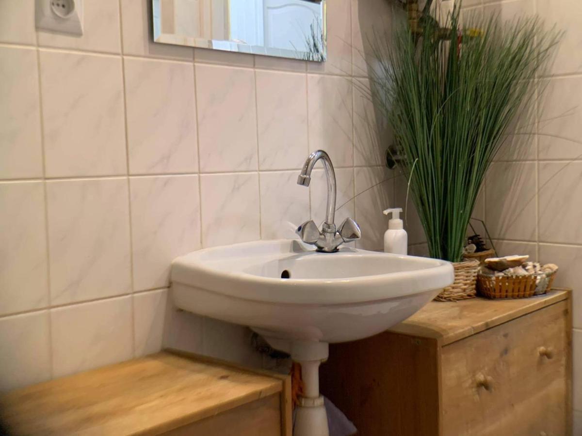 Duży Dwuosobowy Pokój Blisko Centrum Z Balkonem *